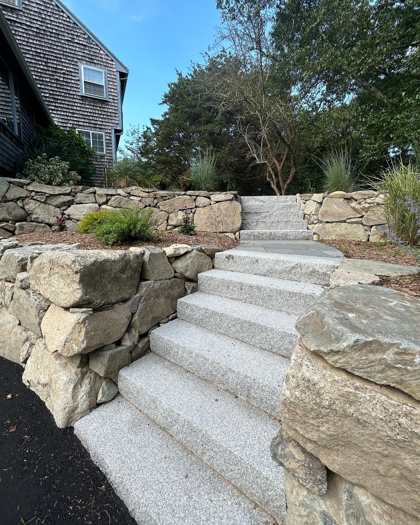 Retaining walls and stonework project 1