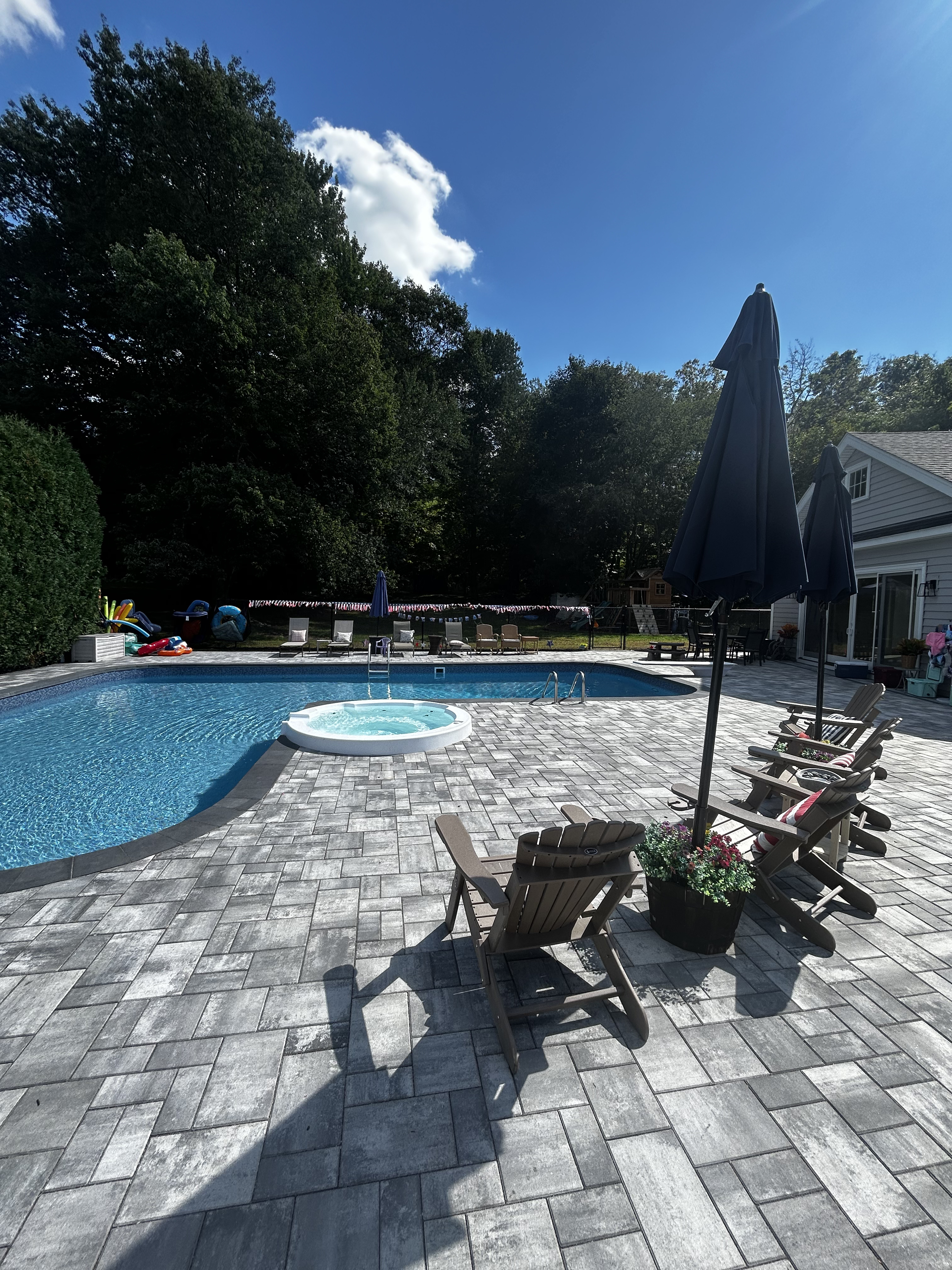 Outdoor living and patios project 9